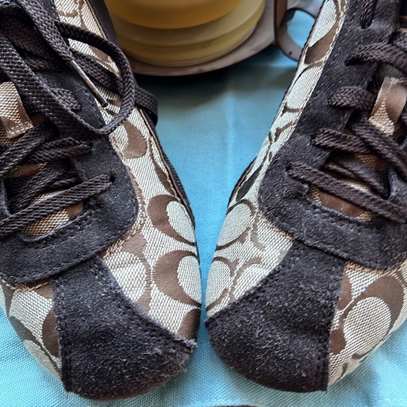 COACH Brown/Tan Hilary Tennis Shoe Women's Size 8M Style #A1337. - Picture 4 of 7